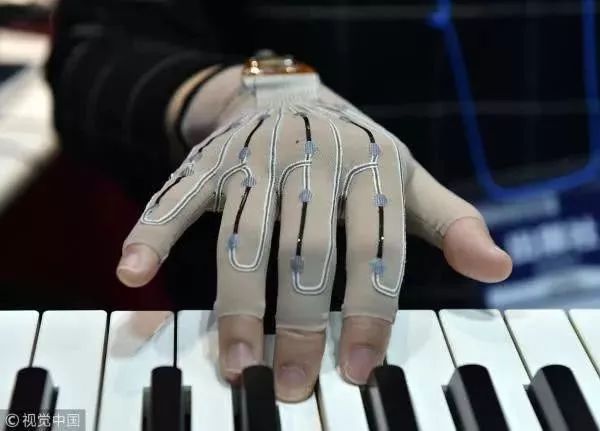 柔性电子技术—折叠屏手机背后的