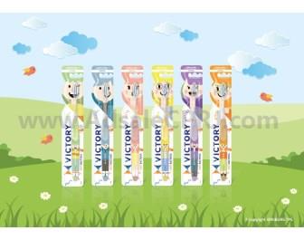 First Thai Brush 的 Victory Toothbrush 产品系列手柄的设计独具一格，符合人体工学，触感柔软，采用凯柏胶宝® 的热塑宝® 共塑成型工艺。（照片：&copy; 2018 The First Thai Brush Co., Ltd.)