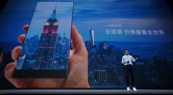 小米能否凭借即将发布的Mix3再次引领全面屏时代