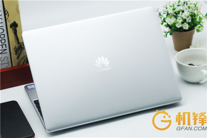 华为MateBook 13笔记本评测：HUAWEI Share等黑科技带来新体验