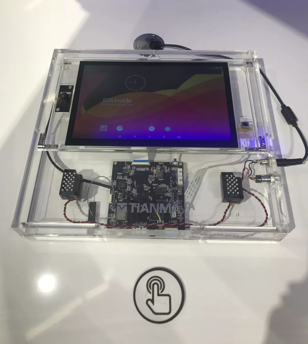 天马亮相德国世界嵌入式展 透明amoled显示市场广阔 印刷amoled显示