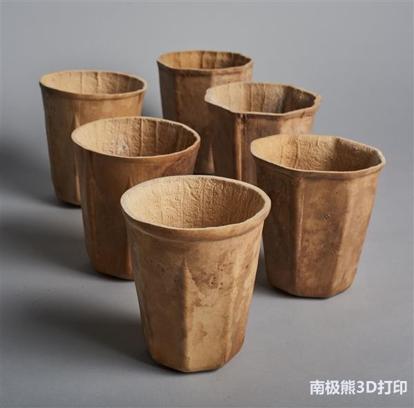 用3D打印的模具控制葫芦的生长形状 制作纤维杯子