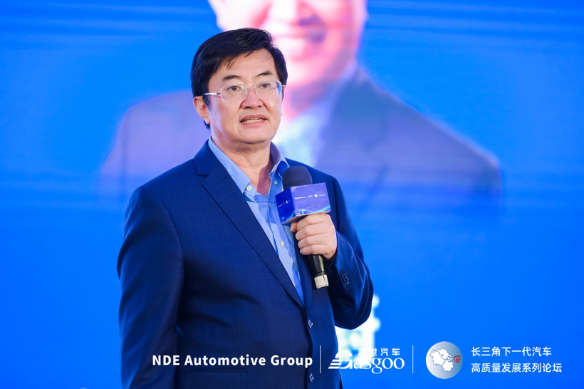 蔡蔚：新能源加上混动，才是真正的汽车电动化